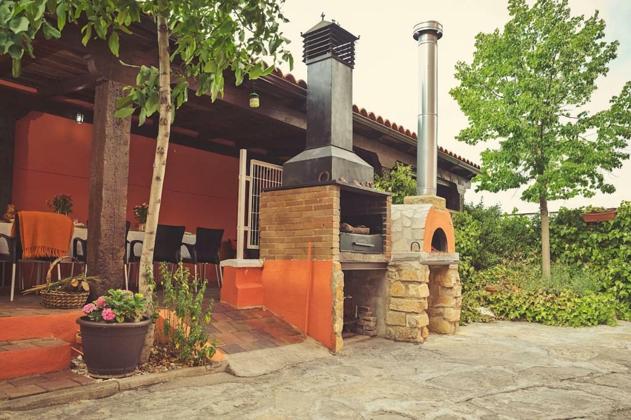 Casa Rural El Sauce. A 2,5 Km De Cuenca Capital Nohales Exteriér fotografie
